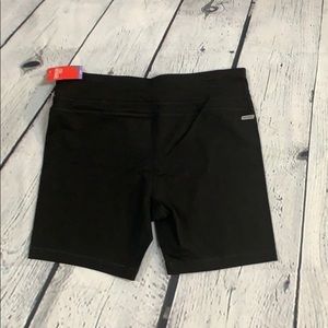 danskin now fitted bike shorts